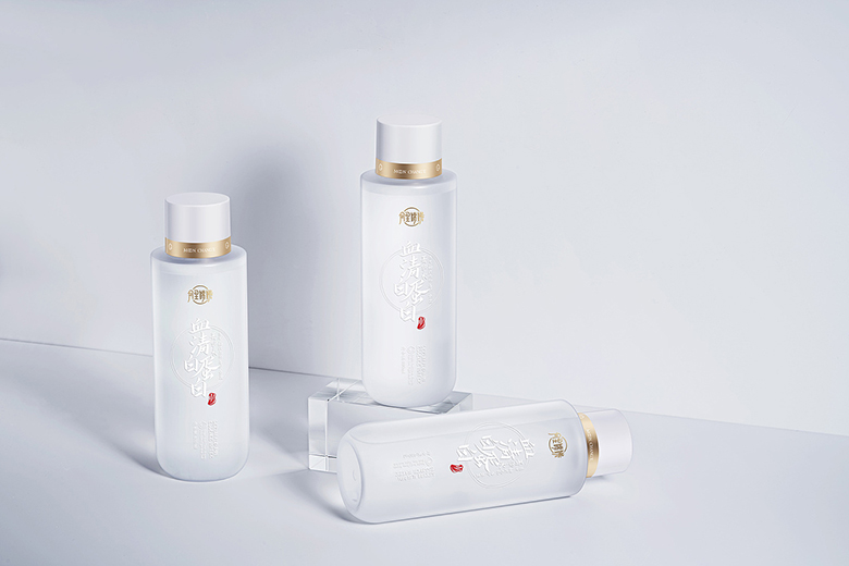 化妆品OEM包装厂家详解玻璃软管塑料瓶主要特点